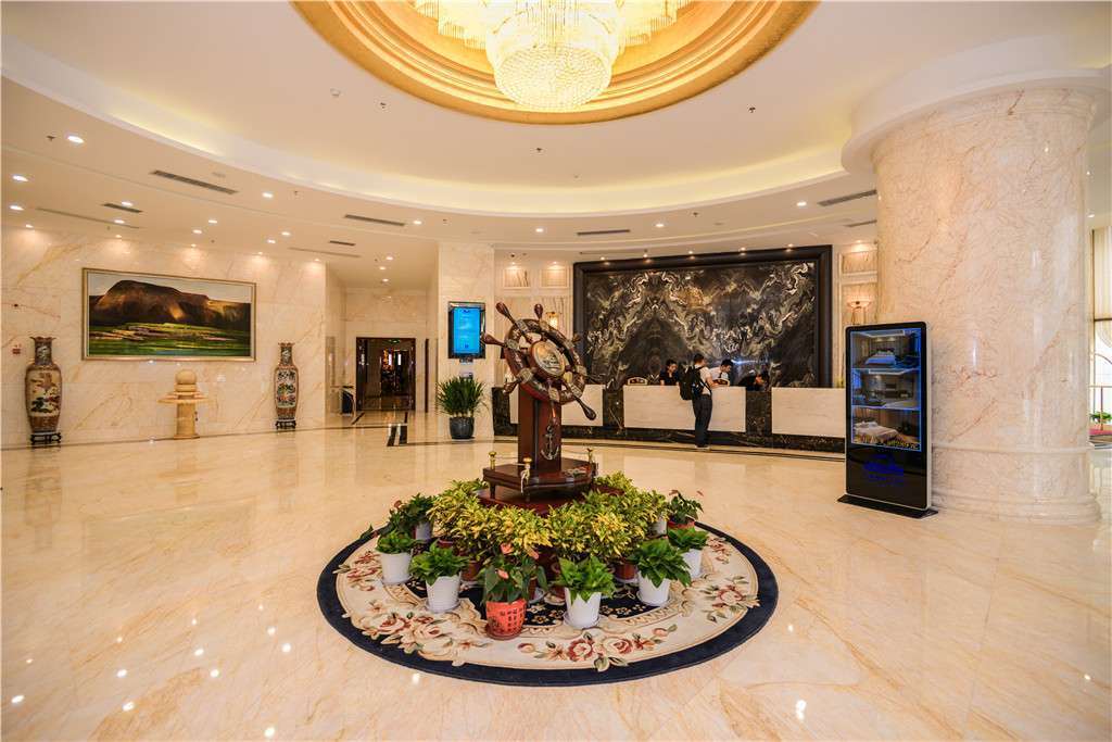Days Hotel & Suites Shishi Цюаньчжоу Интерьер фото
