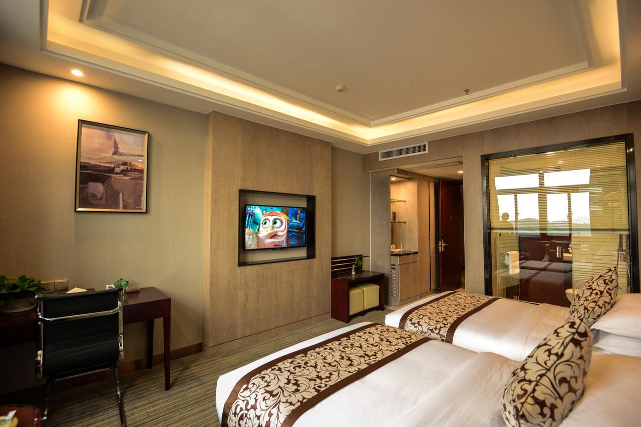 Days Hotel & Suites Shishi Цюаньчжоу Экстерьер фото
