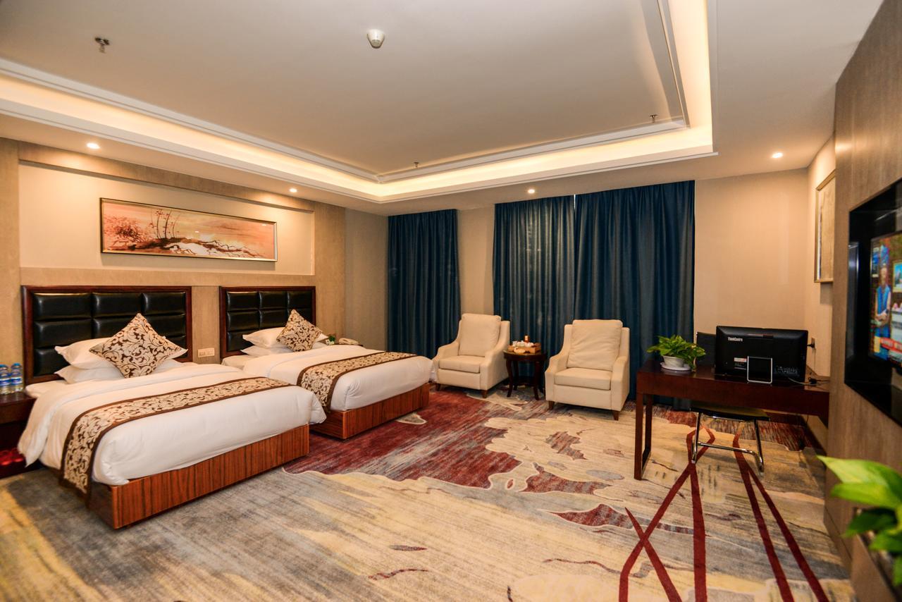 Days Hotel & Suites Shishi Цюаньчжоу Экстерьер фото